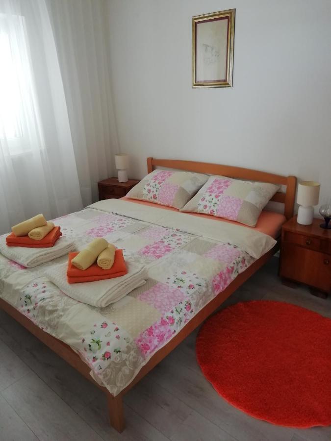 Apartman Zana Vodice Eksteriør billede